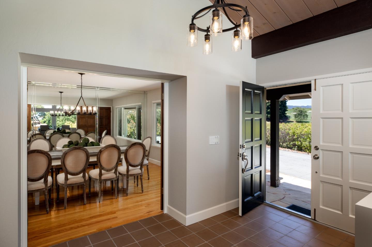 2957 Alexis DR