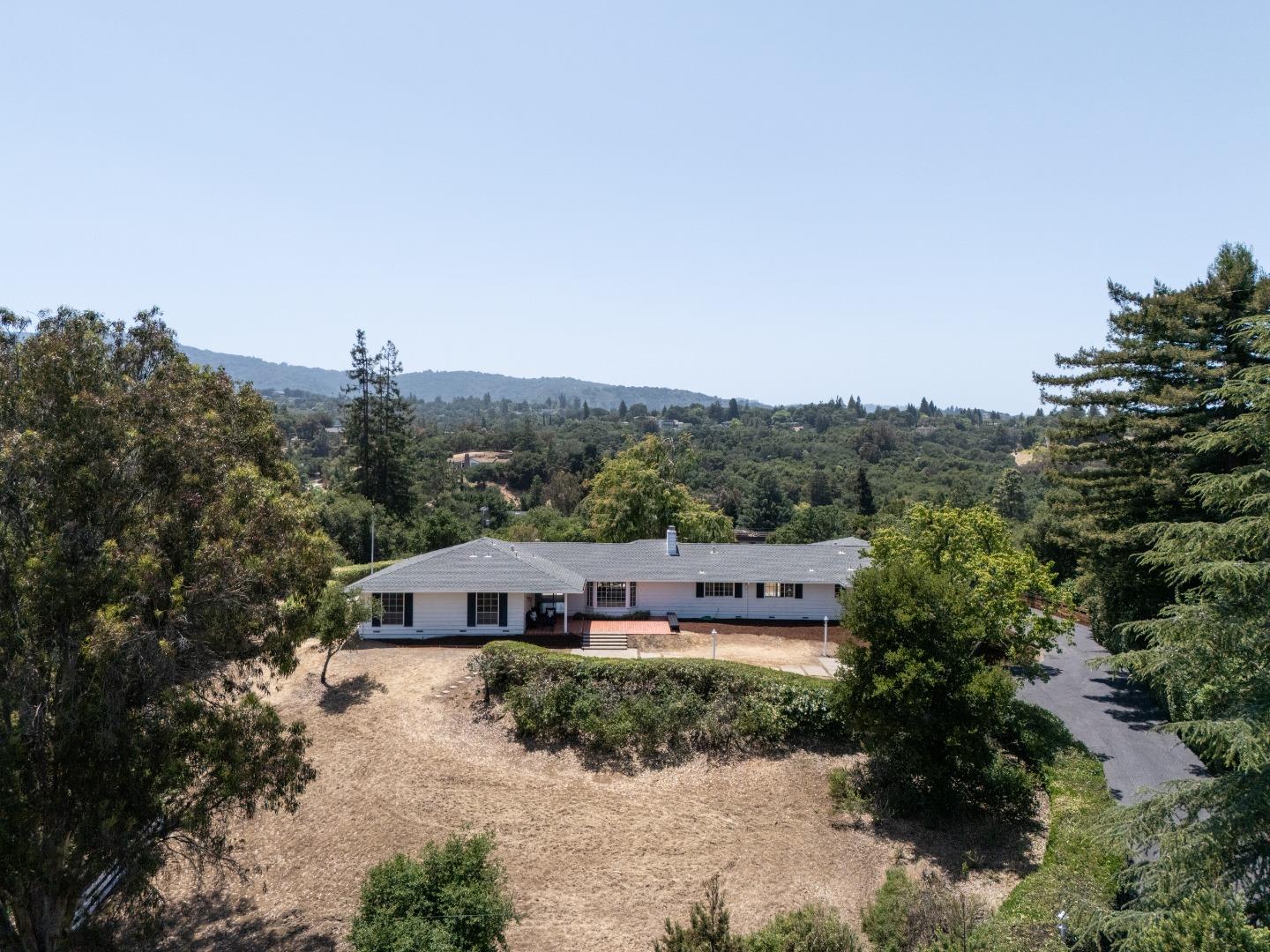 26666 Laurel LN