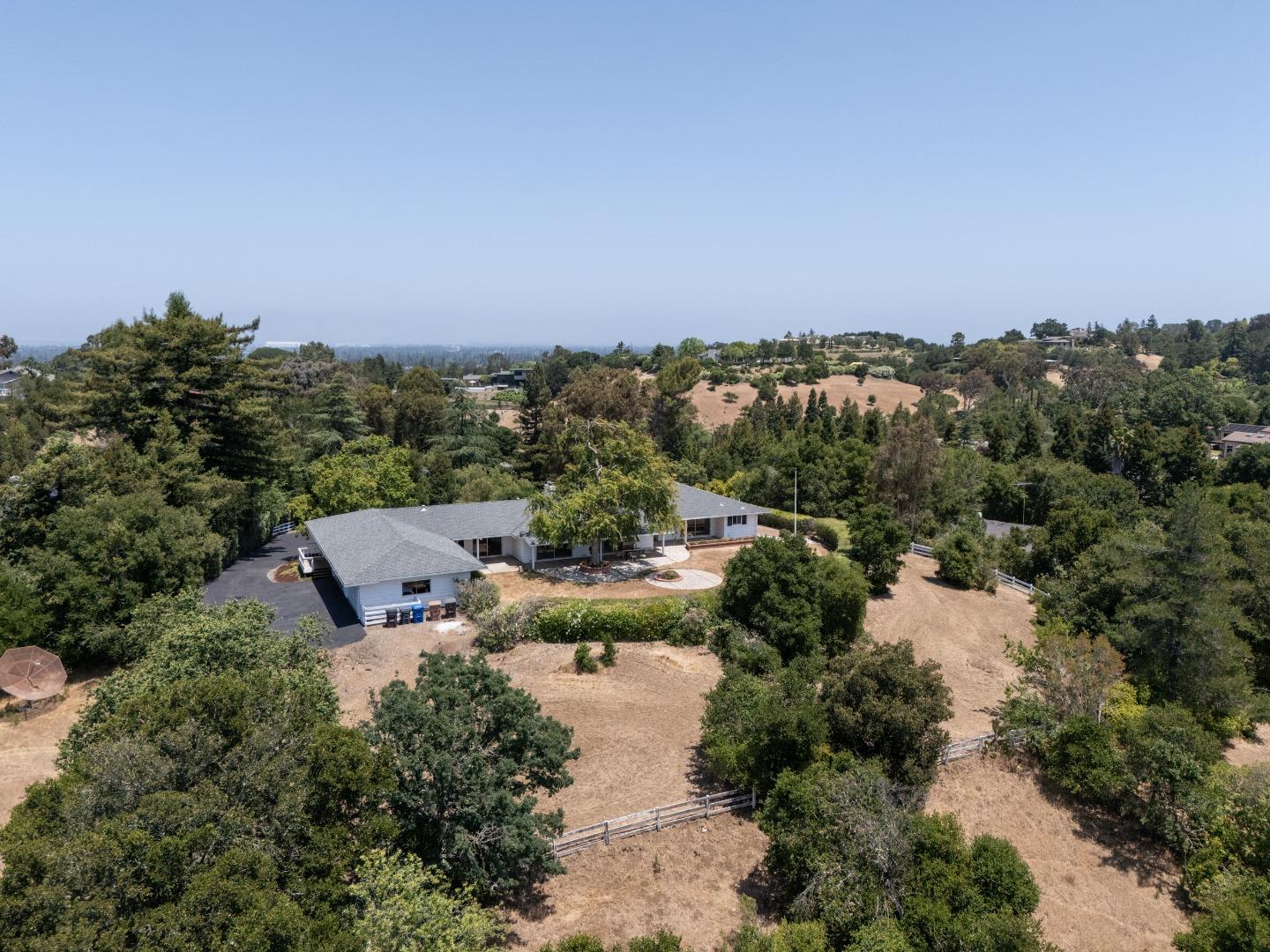 26666 Laurel LN
