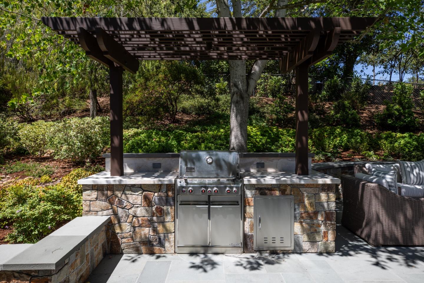 13801 Templeton Place