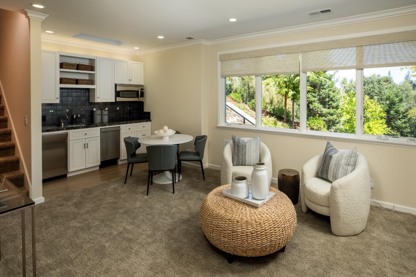 13801 Templeton Place