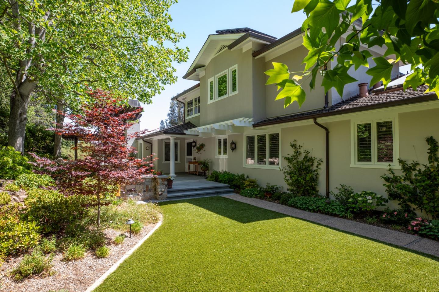 13801 Templeton Place