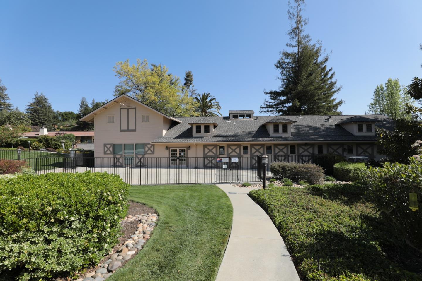 11052 Canyon Vista Drive