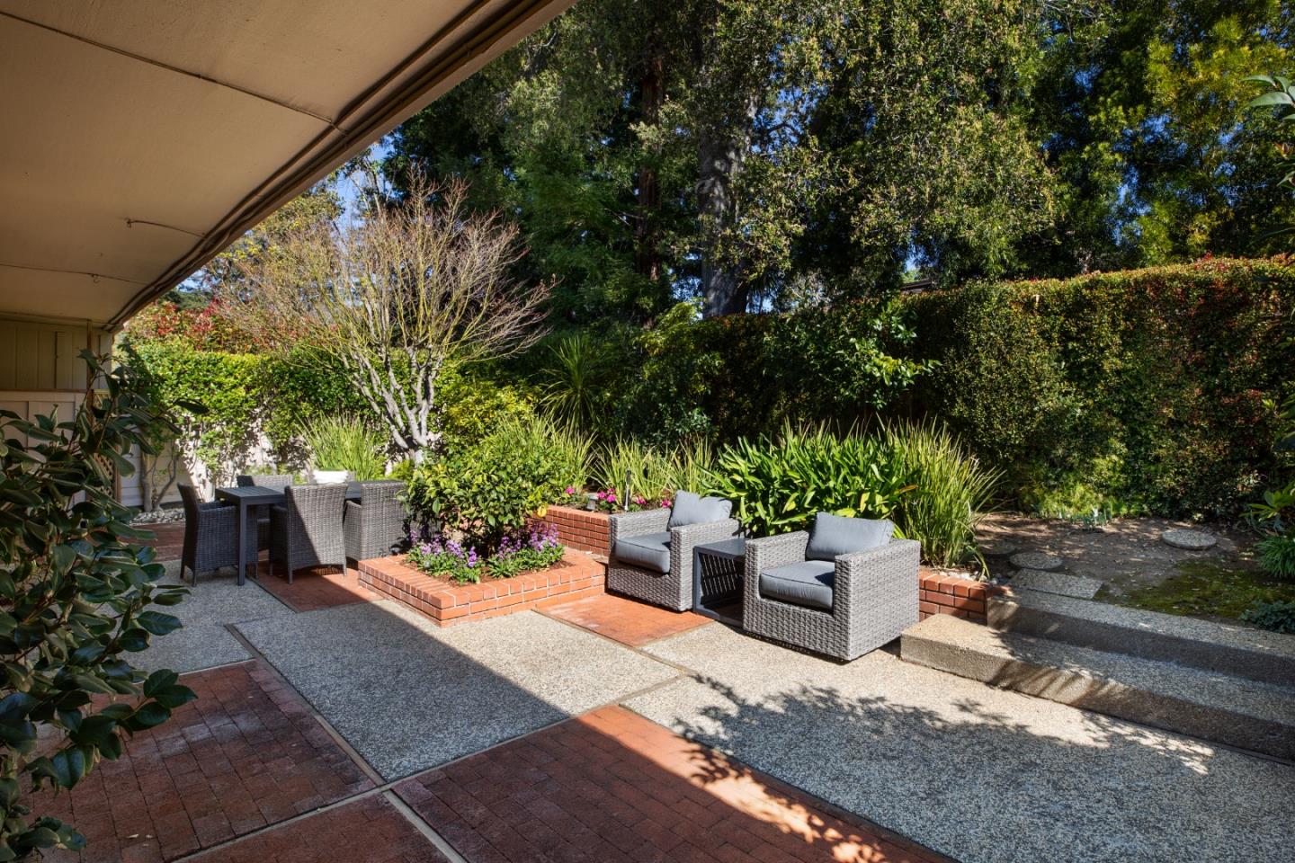 71 Bay Tree Lane