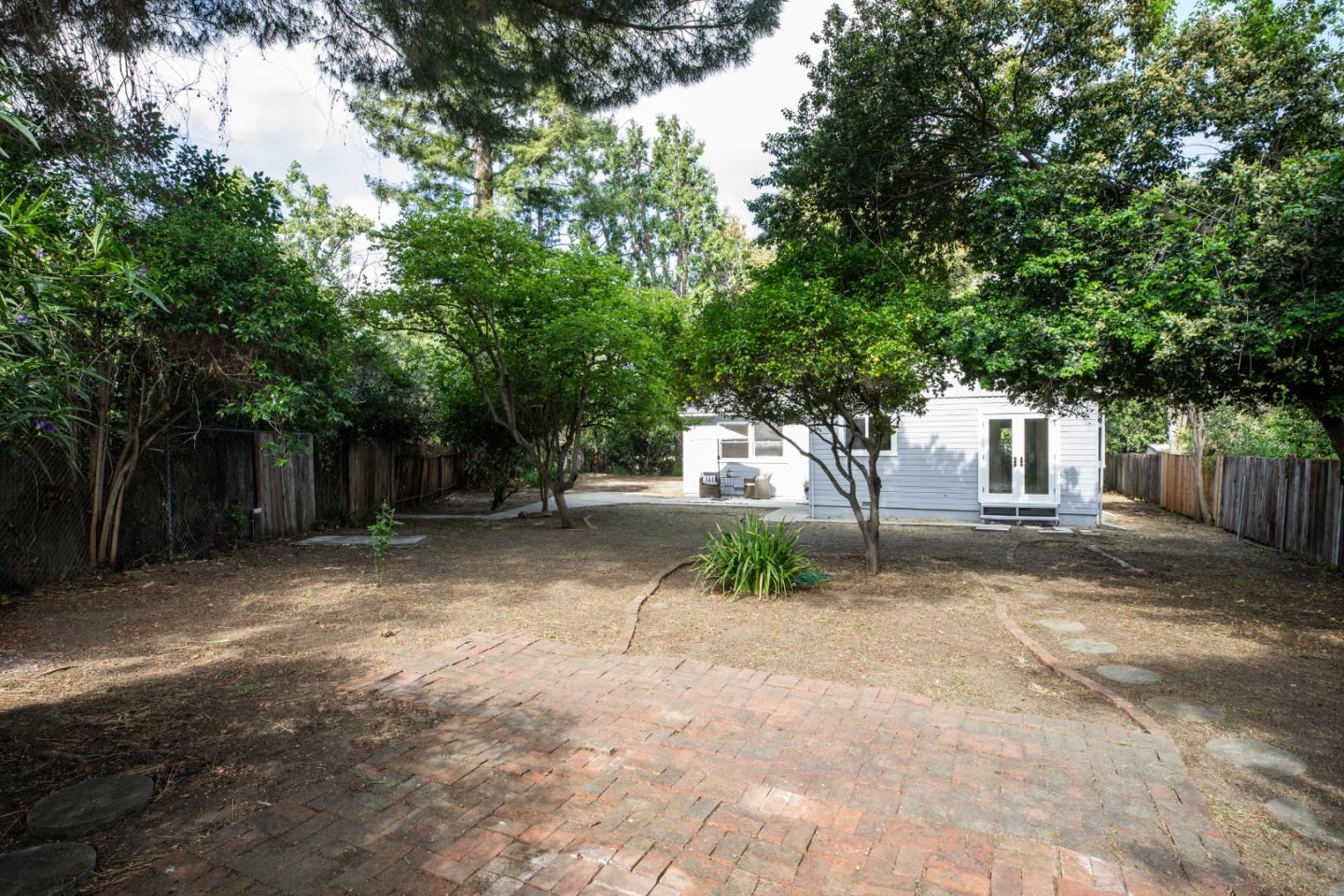 2027 Carol Avenue