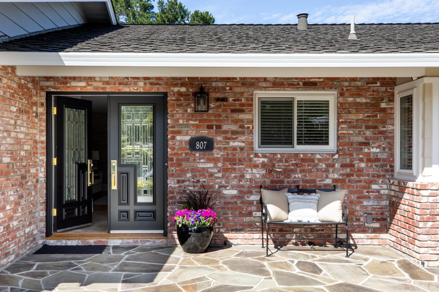 807 University Avenue