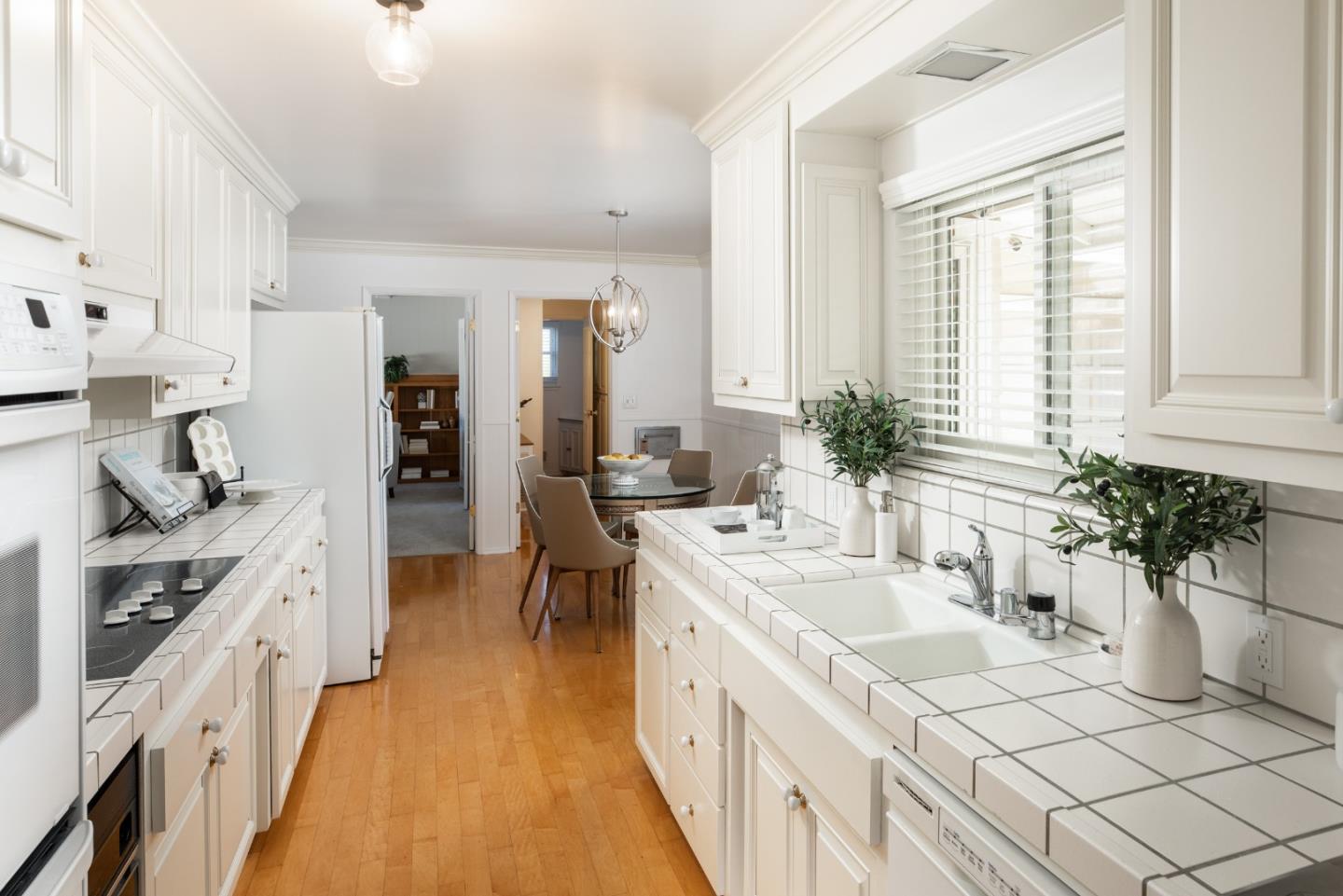 807 University Avenue