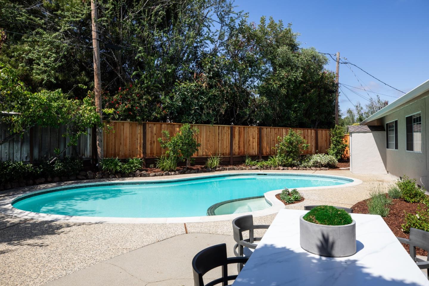 124 Jardin Drive