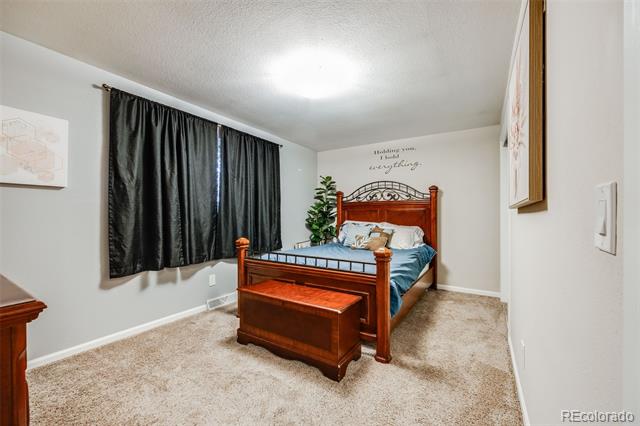 9585 W Dakota Avenue