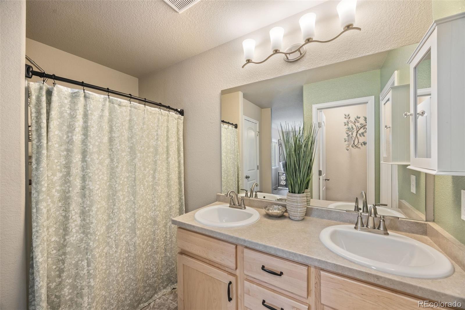 5551 29th Street Unit: 3212