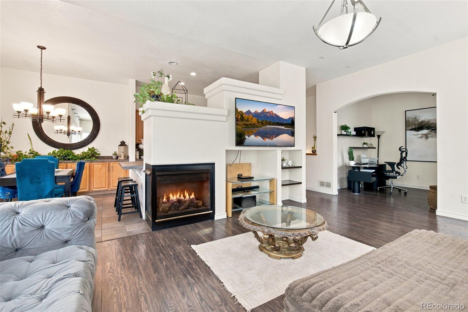 1821 S Ingalls Court