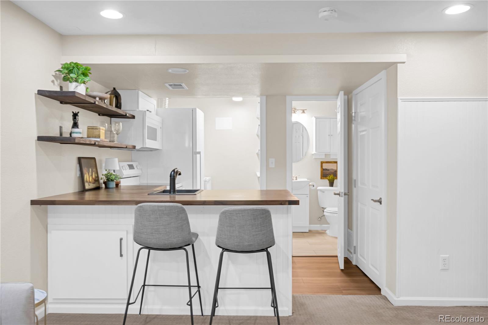 10516 Hyacinth Lane