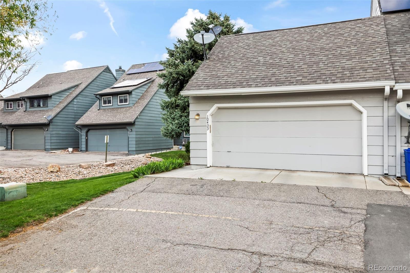 10433 Red Mountain W