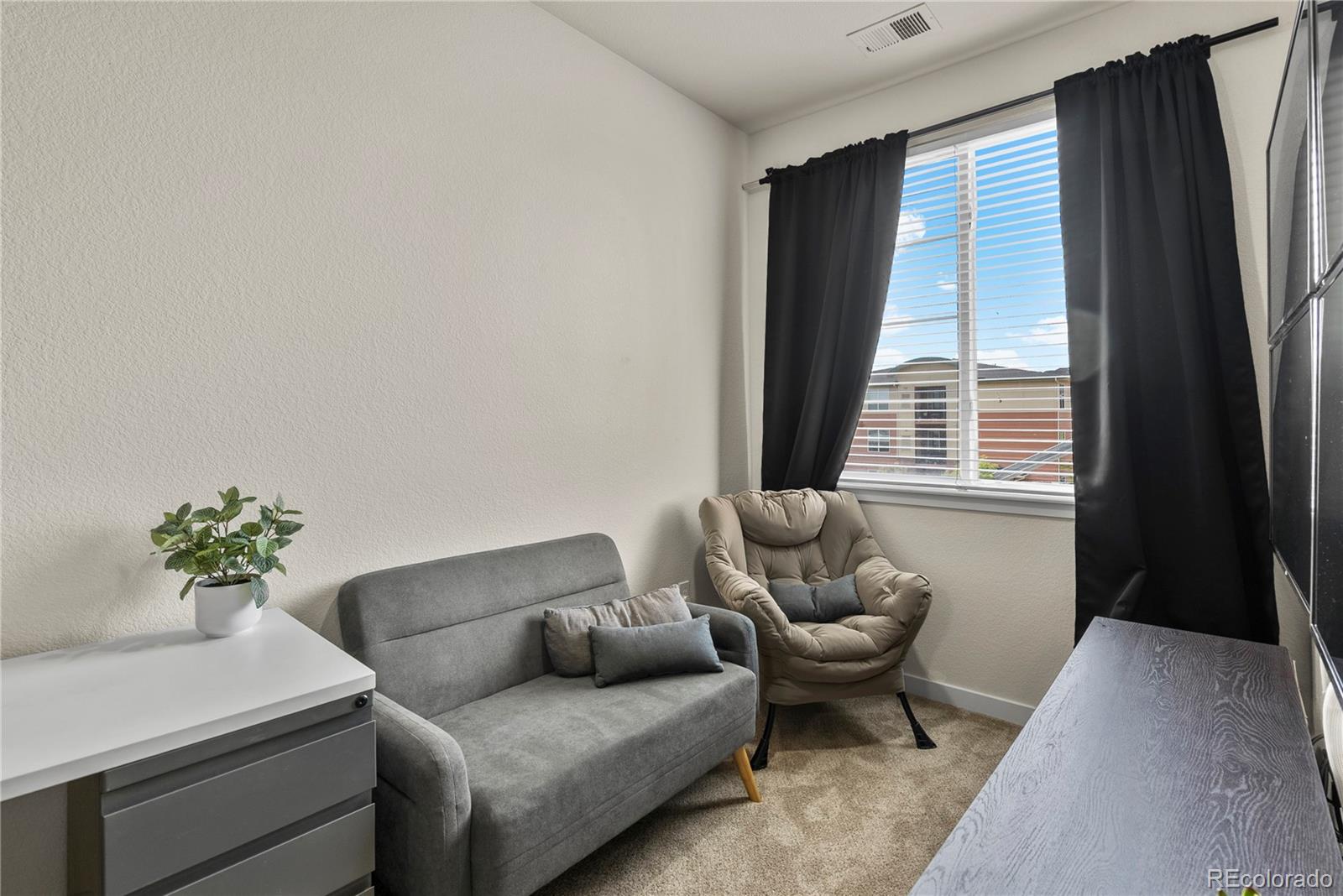 4100 Albion Street Unit: 424