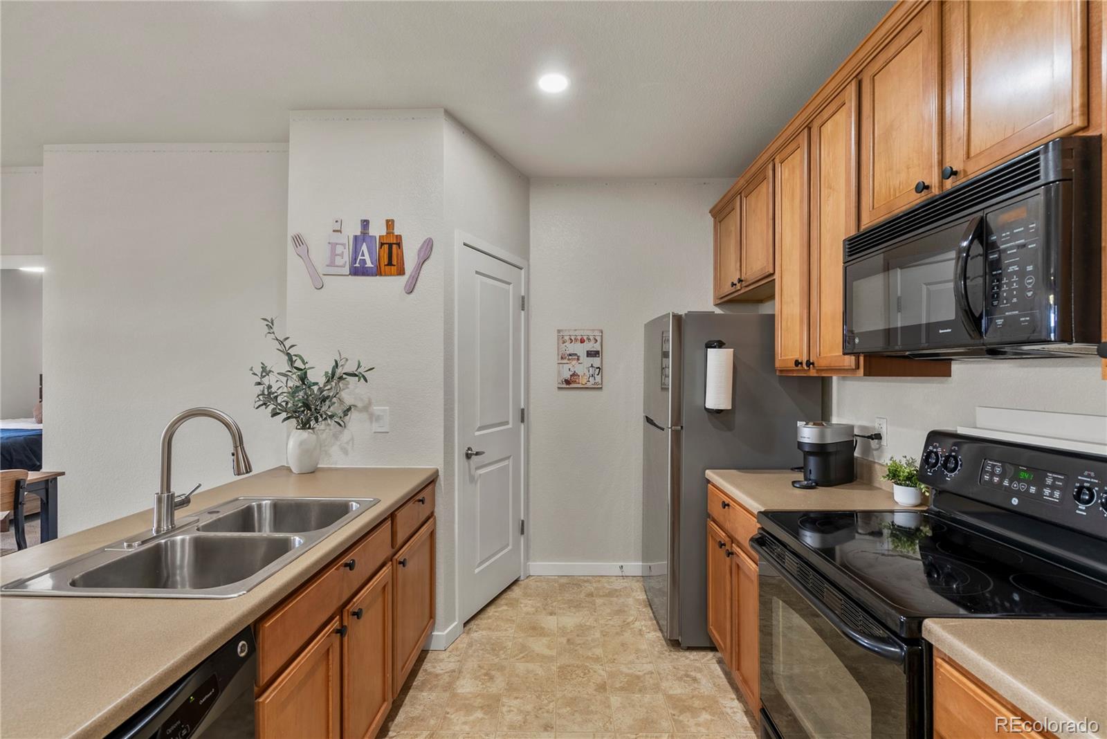 4100 Albion Street Unit: 424