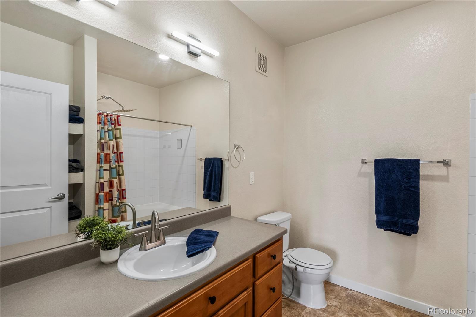 4100 Albion Street Unit: 424