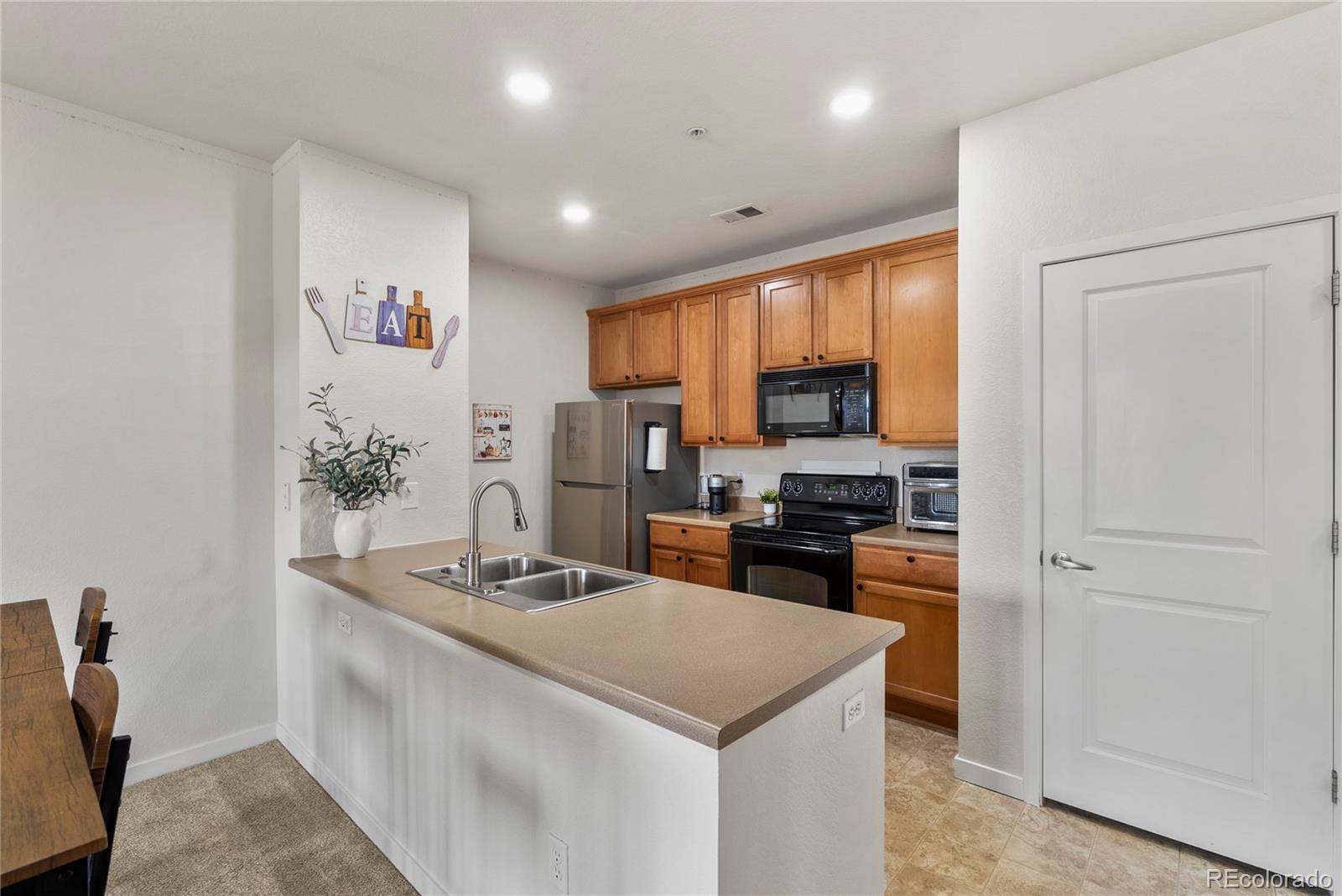 4100 Albion Street Unit: 424