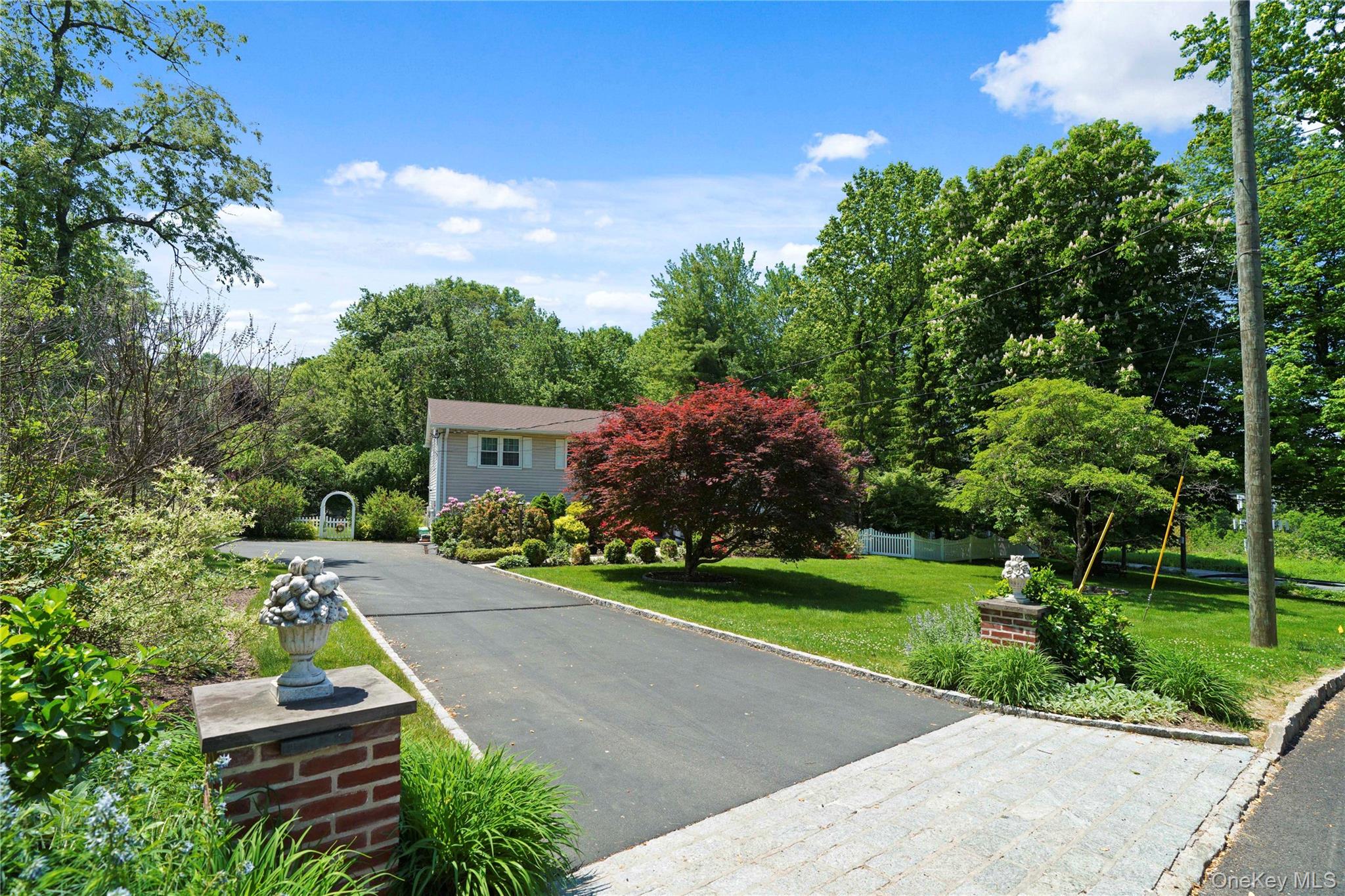 2 Rochambeau Drive