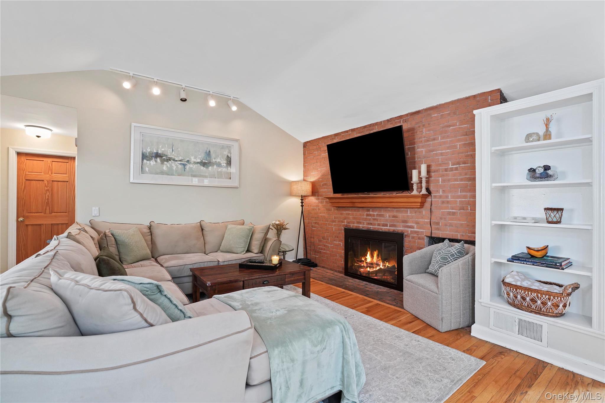 61 Ridgewood Drive