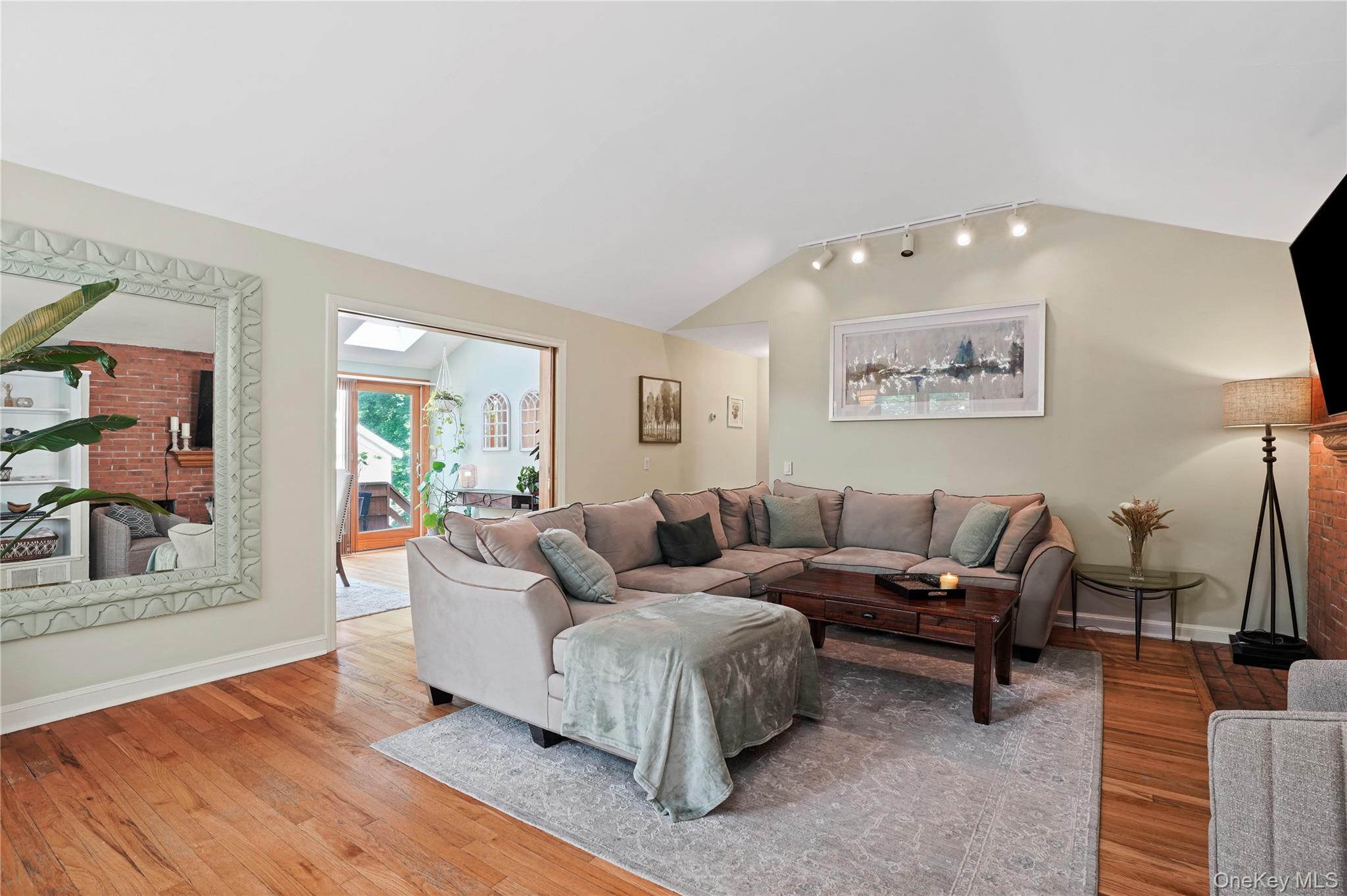 61 Ridgewood Drive