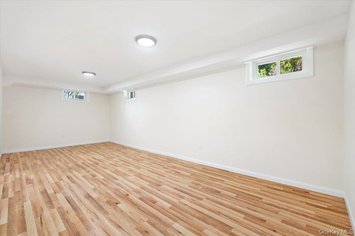 5 Hemlock Road