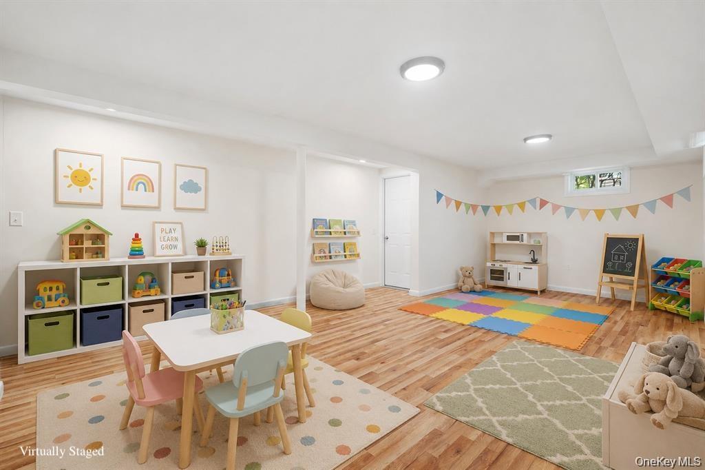 5 Hemlock Road