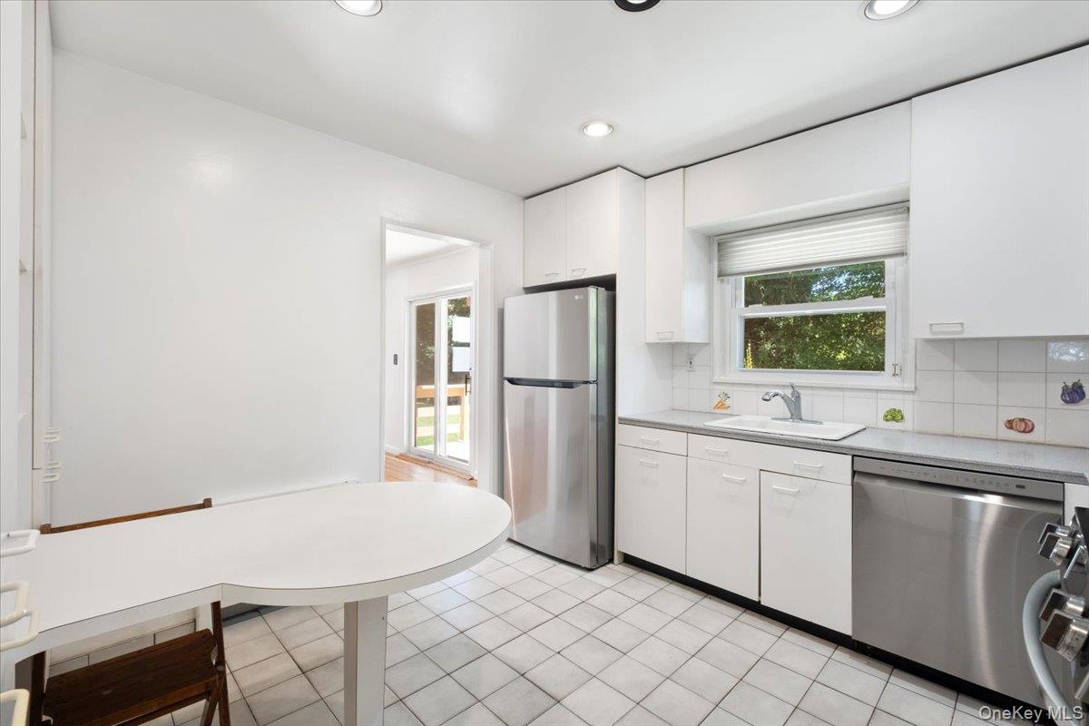 5 Hemlock Road
