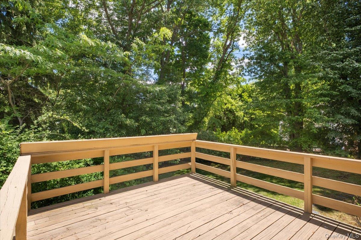 5 Hemlock Road