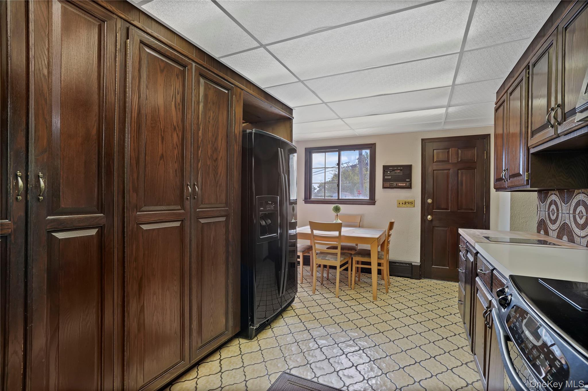 11 Riverview Avenue
