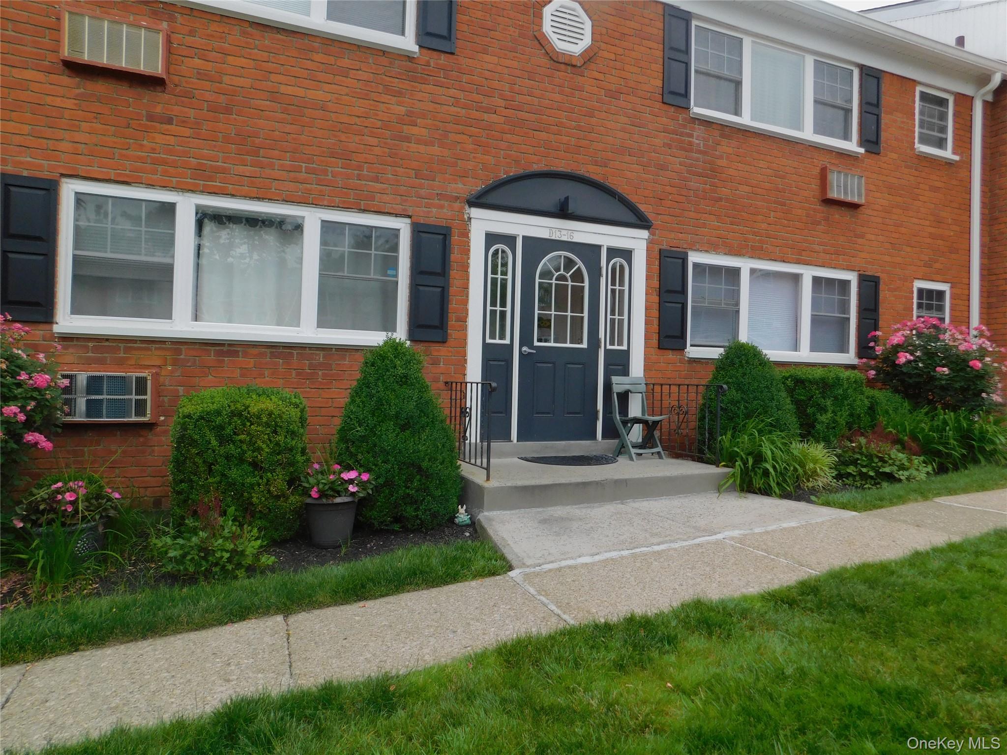 1879 Crompond Road Unit: Unit #D15