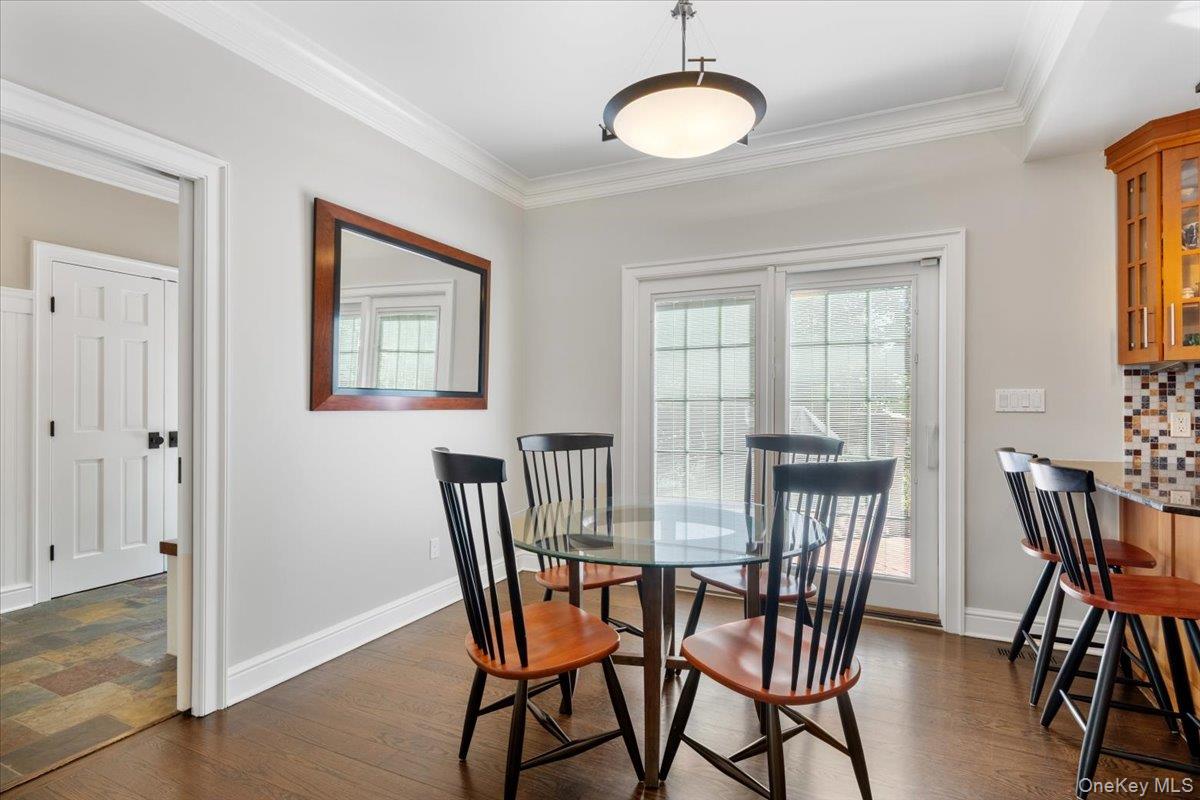 17 Hemlock Road