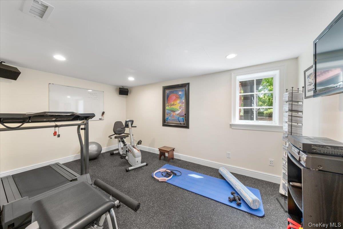 17 Hemlock Road