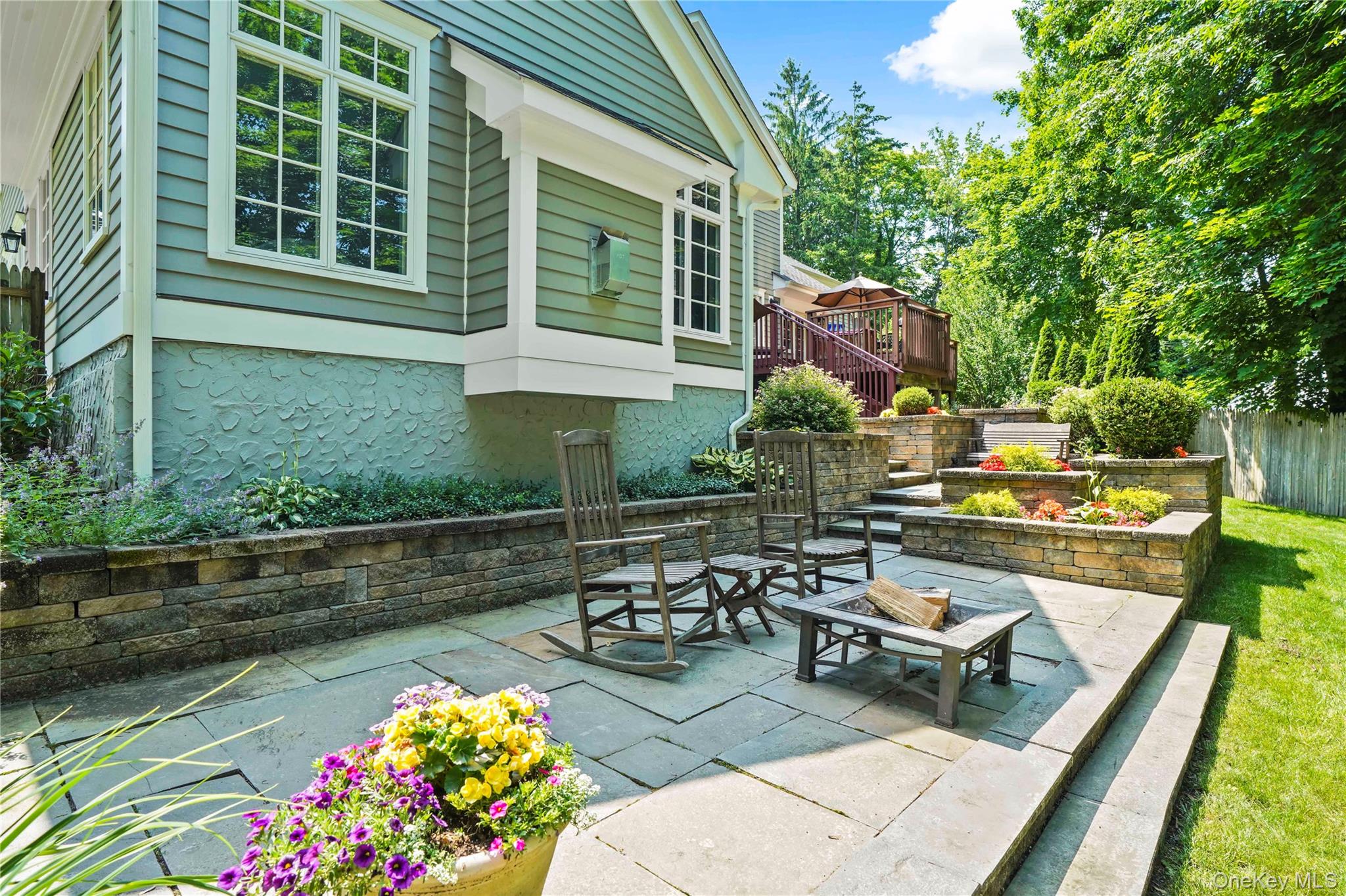 17 Hemlock Road
