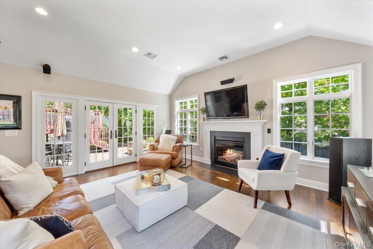 17 Hemlock Road