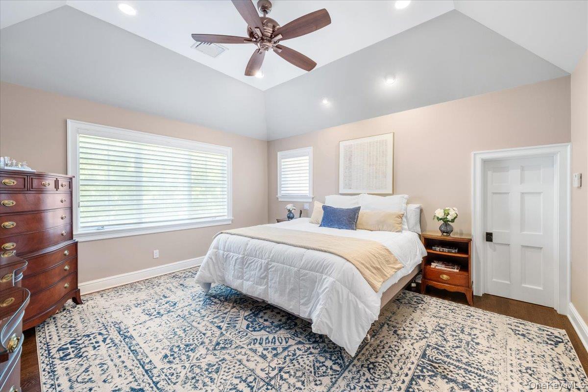 17 Hemlock Road