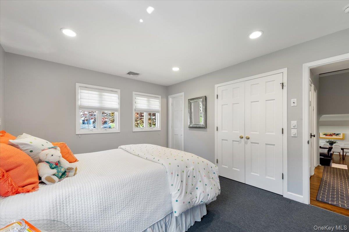 17 Hemlock Road