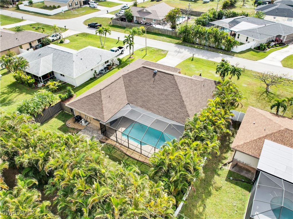 609 SW 32nd TER