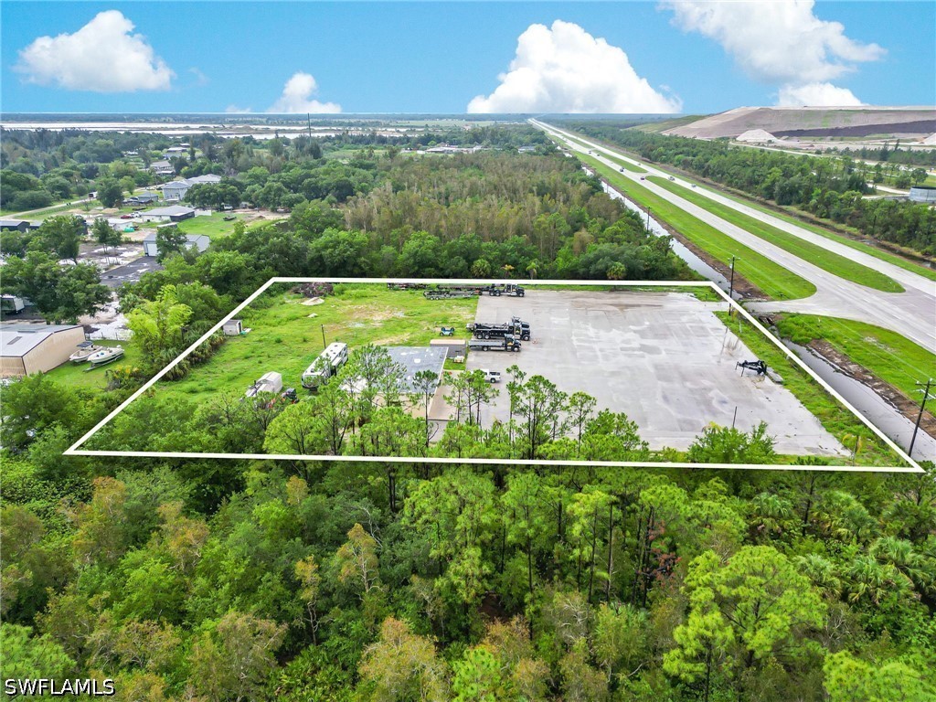 16070 Tamiami TRL