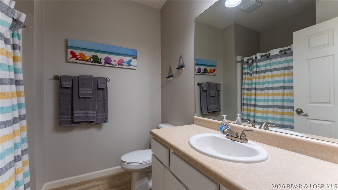 4935 Robins Circle 233