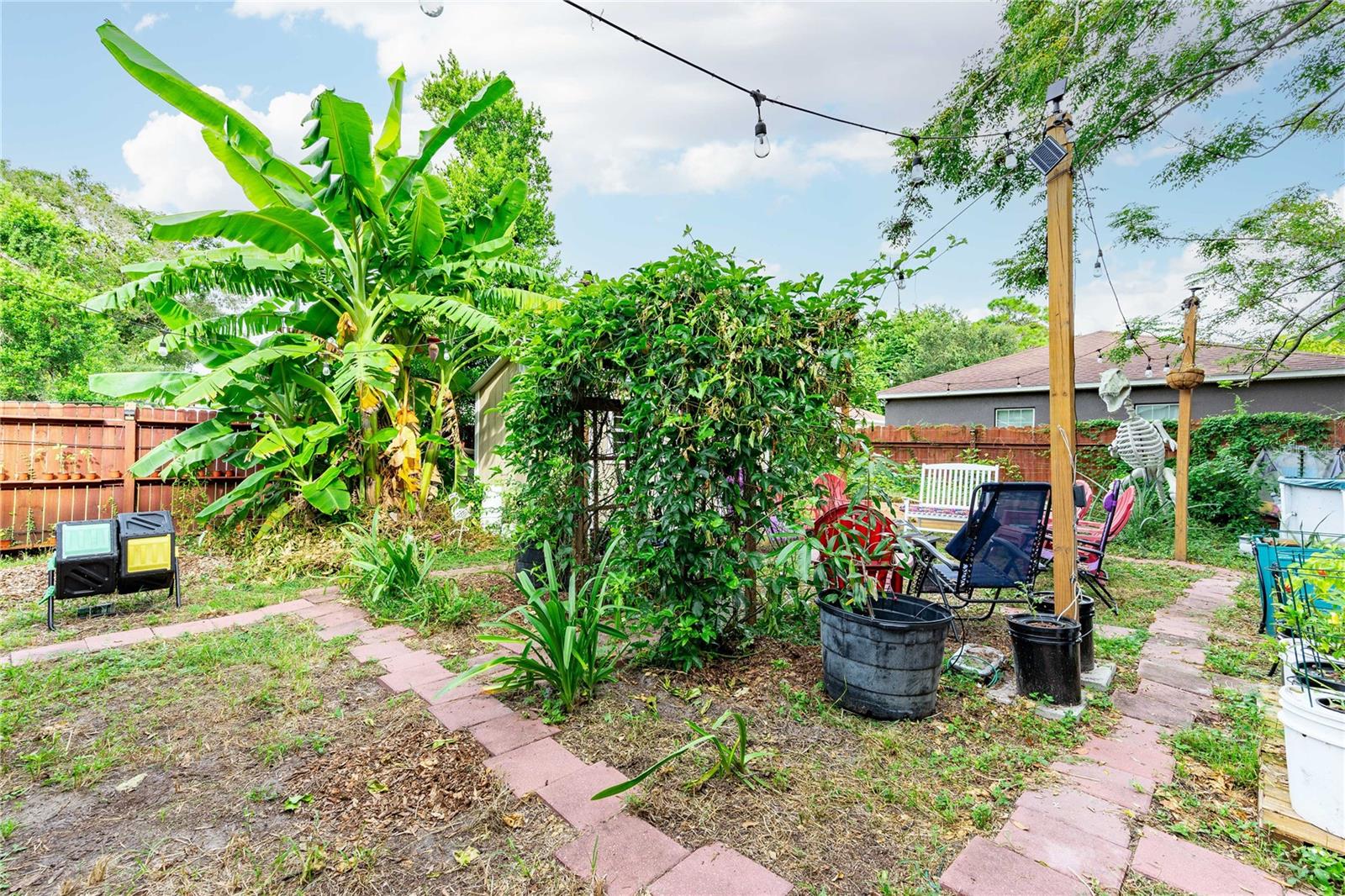 1508 E ELLICOTT ST