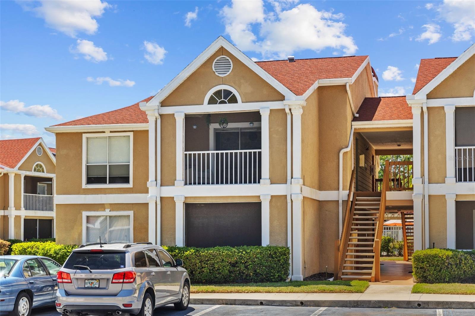 9481 HIGHLAND OAK DR #305