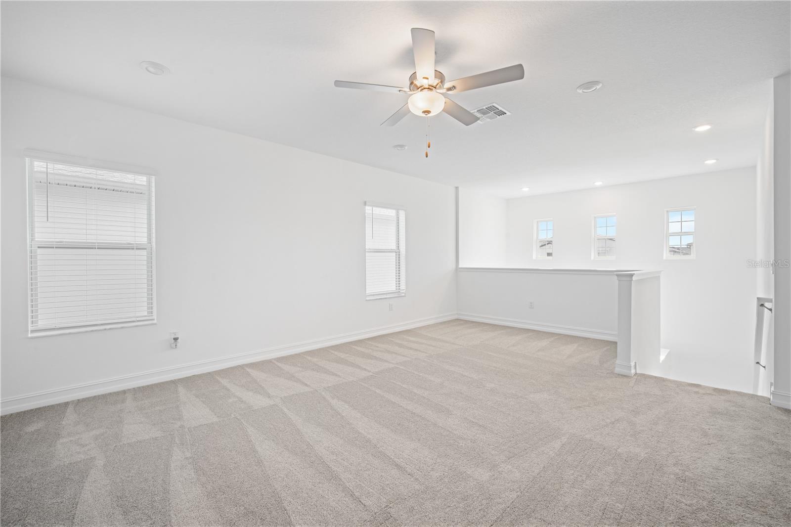 7703 S KISSIMMEE ST