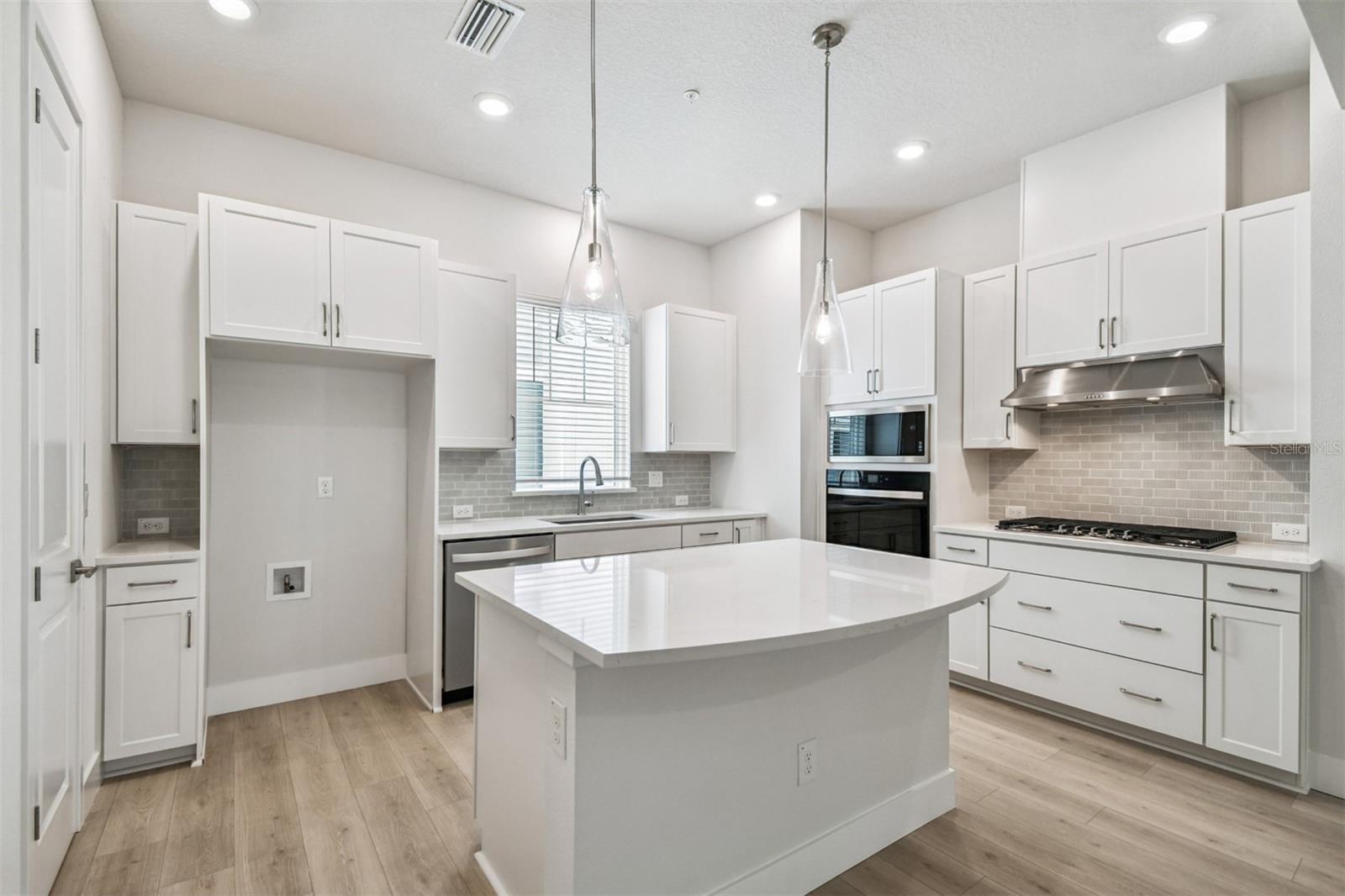 6605 N NEBRASKA AVE #14