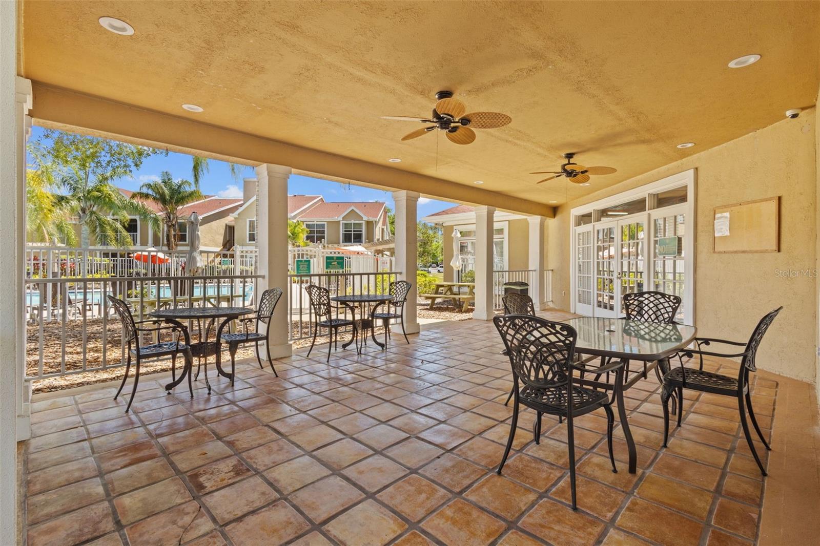 9481 HIGHLAND OAK DR #305