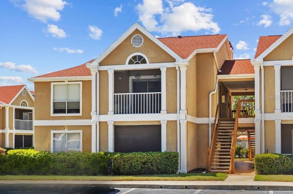 9481 HIGHLAND OAK DR #305