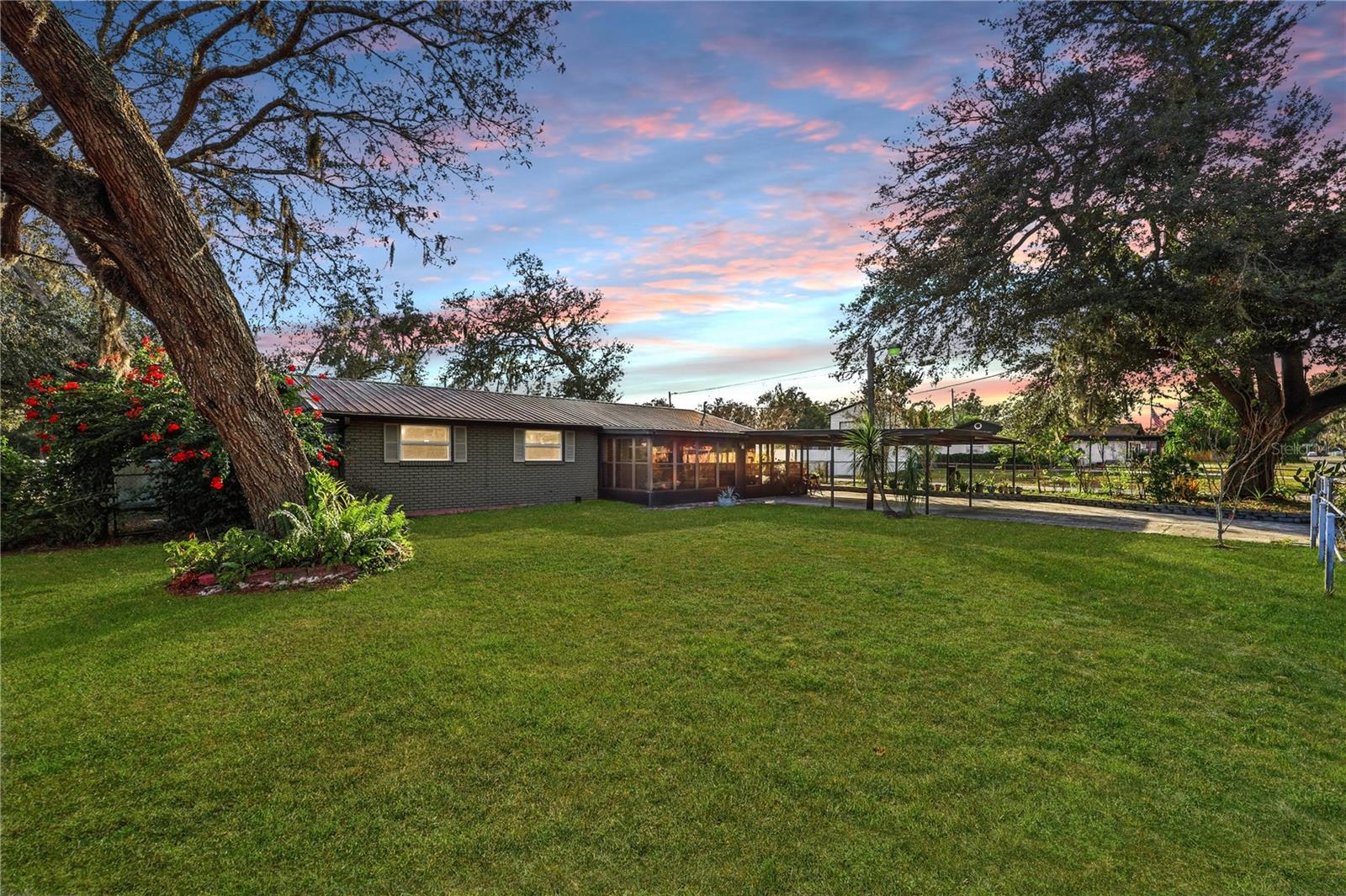 12031 E OLD HILLSBOROUGH AVE