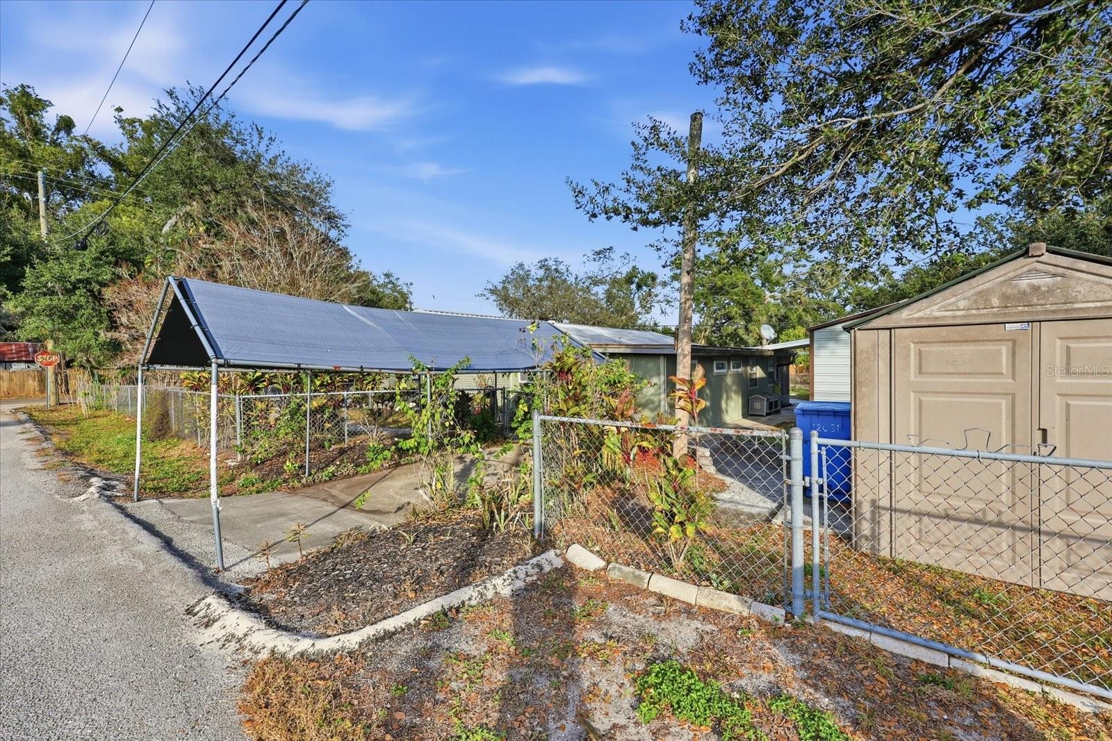 12031 E OLD HILLSBOROUGH AVE