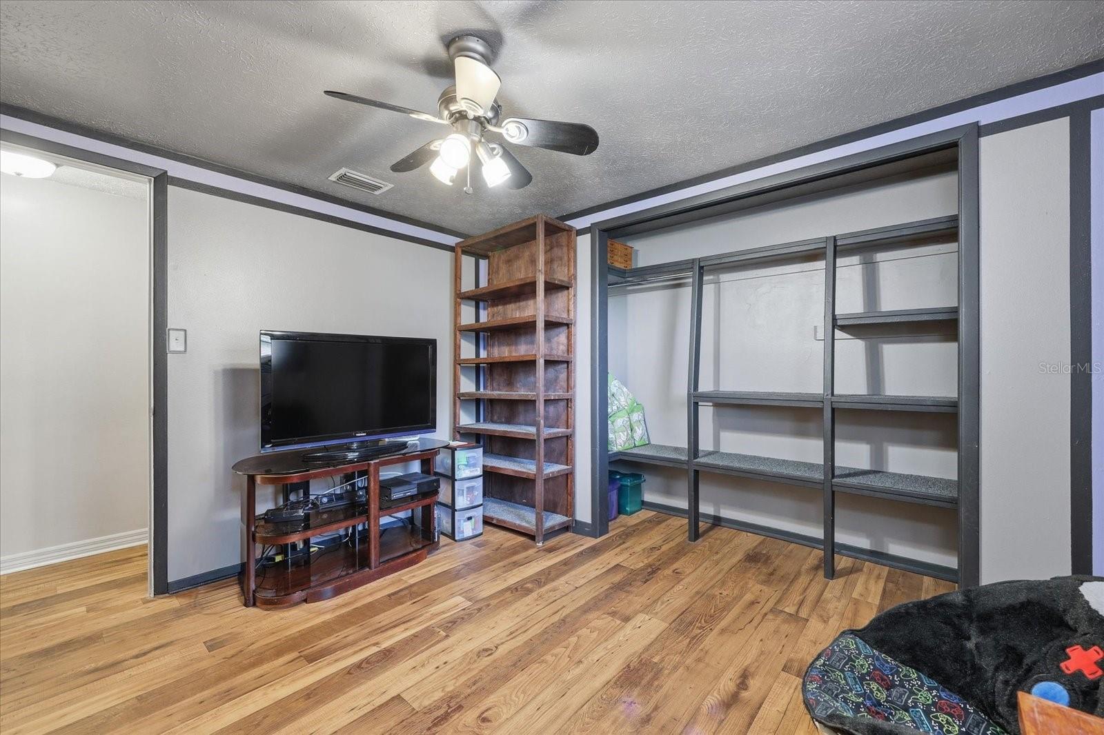 12031 E OLD HILLSBOROUGH AVE