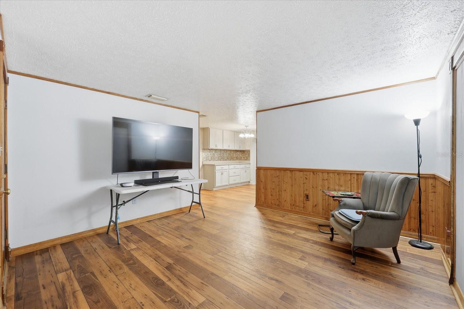 12031 E OLD HILLSBOROUGH AVE