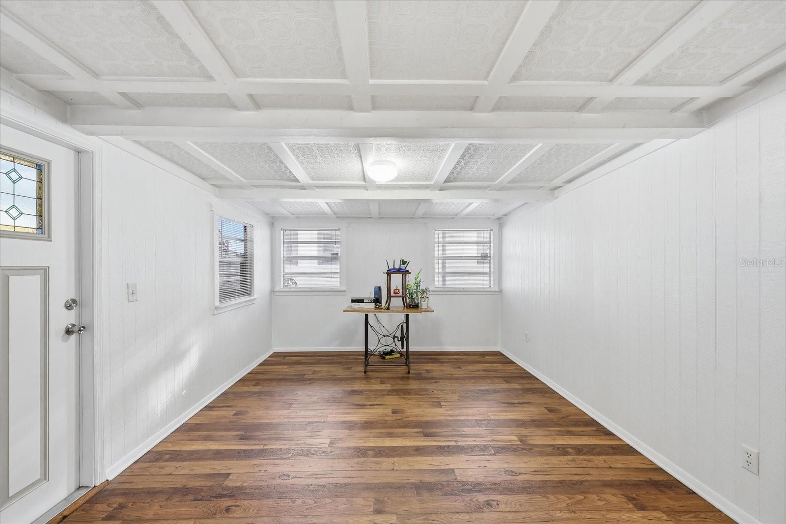 12031 E OLD HILLSBOROUGH AVE